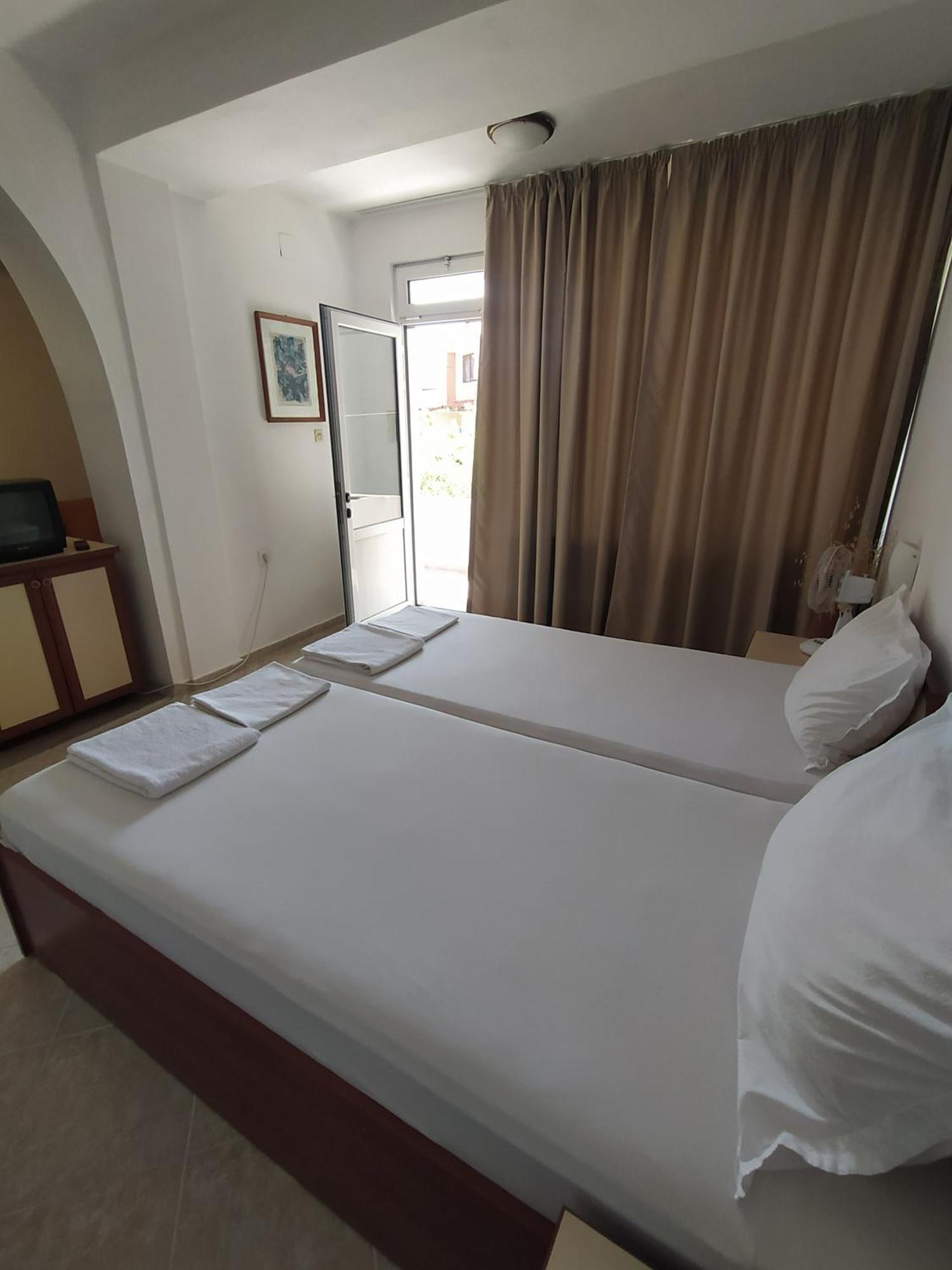 Guest House Polikseni Sozopol Ruang foto