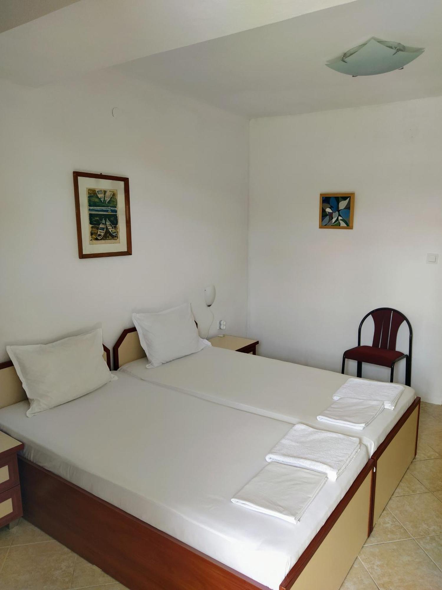 Guest House Polikseni Sozopol Ruang foto